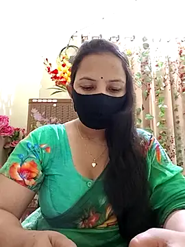 Snapshot of Payel-Sen chatting on 03-18-25, 05:31 Payel-Sen online show from 03-18-25, 05:31