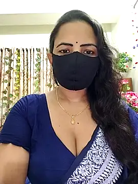 Snapshot of Payel-Sen chatting on 10-10-25, 04:39 Payel-Sen online show from 10-10-25, 04:39