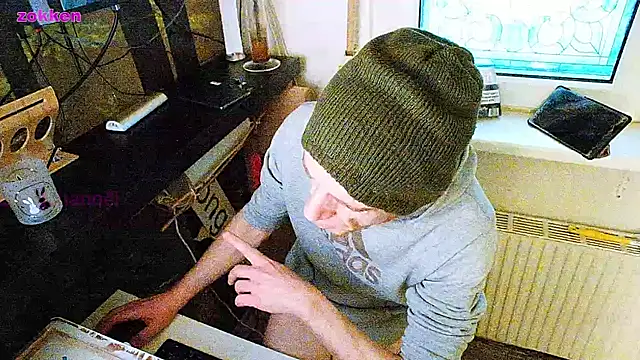 Snapshot of BongChannel chatting on 01-05-25, 03:02 BongChannel online show from 01-05-25, 03:02