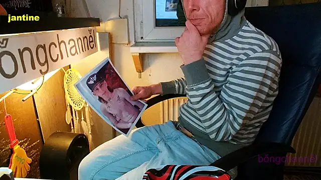 Snapshot of BongChannel chatting on 01-23-25, 01:19 BongChannel online show from 01-23-25, 01:19