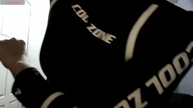 linzeysmith4 online show from 04-13-26, 02:28