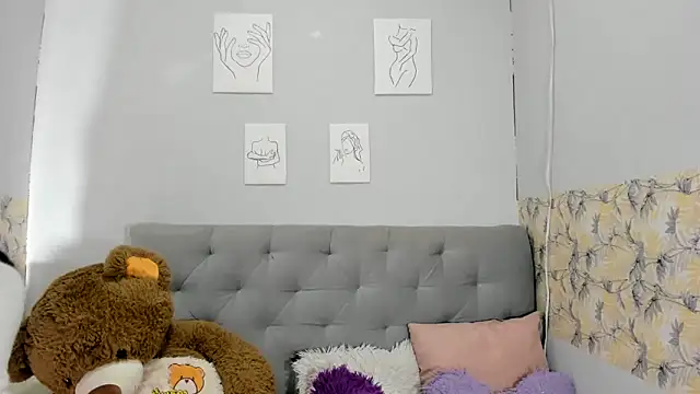 Emma-Wilson online show from 01-09-25, 04:19