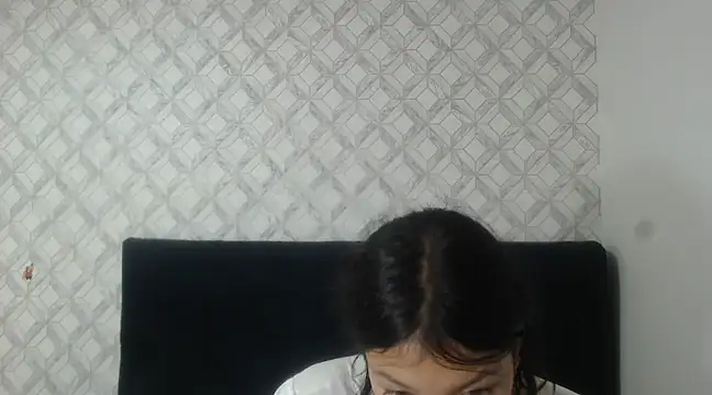 Emma-Wilson online show from 02-25-25, 06:31