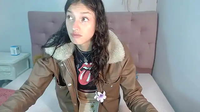 Emma-Wilson online show from 03-20-25, 04:31