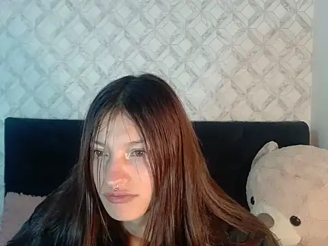 Emma-Wilson online show from 11-26-25, 04:02