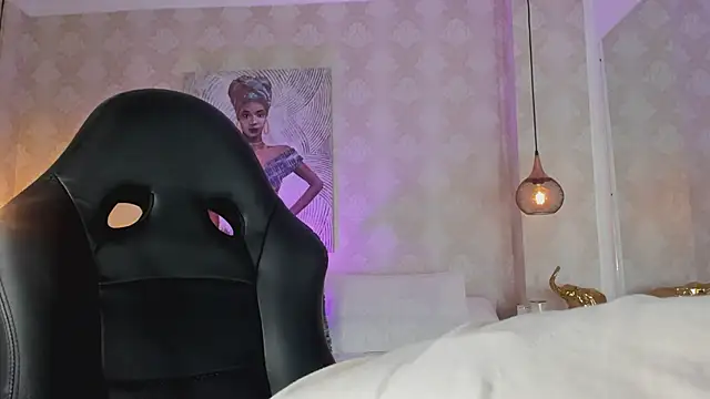 Shantall   online show from 01-18-25, 11:32