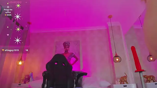 Shantall   online show from 02-19-25, 01:50