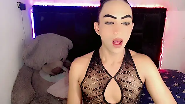 Michell Queen online show from 03-18-26, 05:54