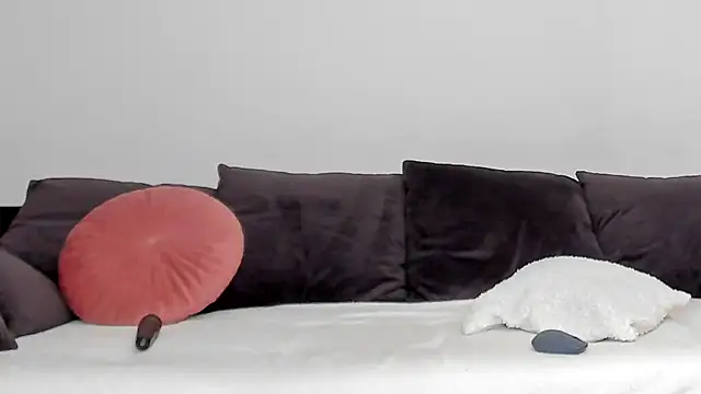 Deliciouslips online show from 03-10-25, 05:07