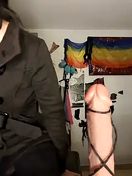 freyamoret online show from 10-16-25, 04:02