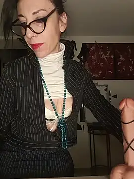 freyamoret online show from 05-07-26, 02:17