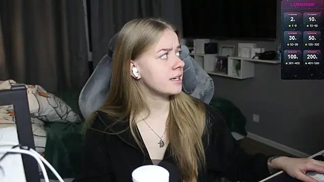 candy maggie online show from 12-05-24, 01:49