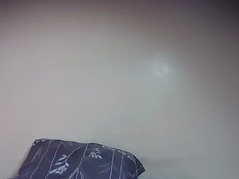 Snapshot of Creamy_candy17 chatting on 11-08-25, 11:03 Creamy candy17 online show from 11-08-25, 11:03