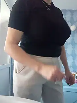 KristenVega online show from 02-12-25, 10:03