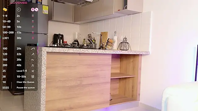 AMELIETARSON online show from 10-12-25, 09:47