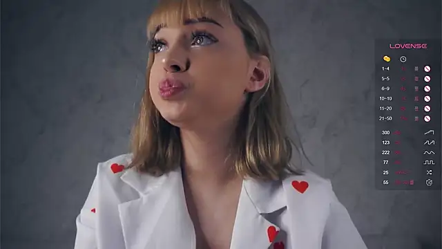 KateDolphin online show from 02-25-25, 08:41