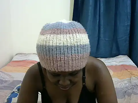 Kariselle- online show from 03-10-25, 06:01