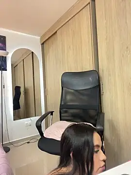 MariaAntonia   online show from 11-20-25, 08:30