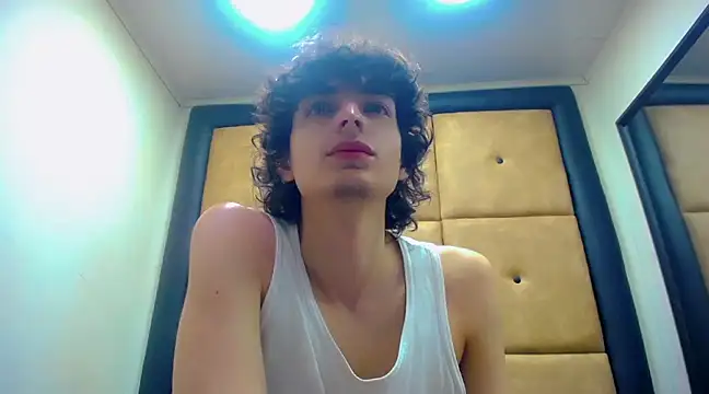 Sr BonnyEthan online show from 12-14-24, 01:38