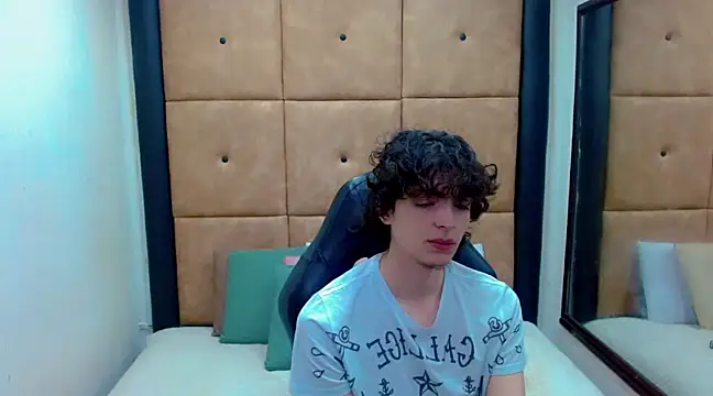 Sr BonnyEthan online show from 12-27-24, 01:39