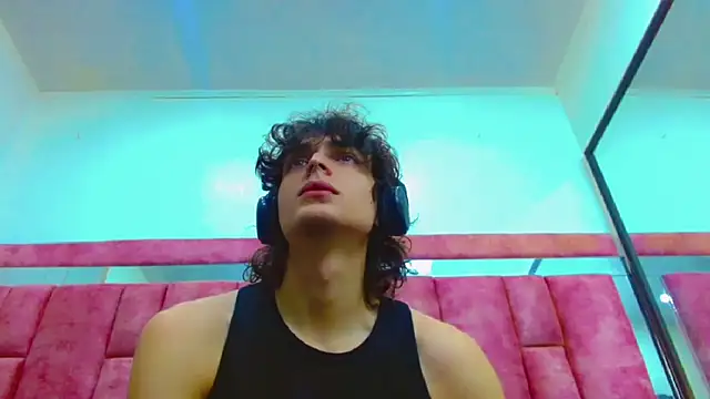 Sr BonnyEthan online show from 09-17-25, 01:57