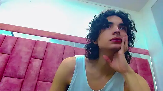 Sr BonnyEthan online show from 10-18-25, 01:56