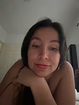 Snapshot of emely_sexx20 chatting on 03-10-26, 09:31 emely sexx20 online show from 03-10-26, 09:31