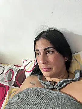 Angelicvill online show from 05-17-26, 01:47