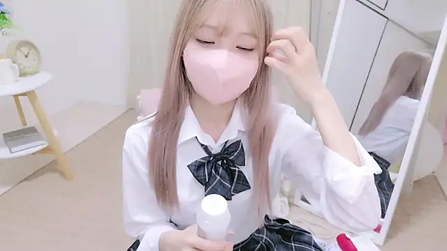 Snapshot of AZUnyan_ chatting on 10-01-25, 02:56 AZUnyan online show from 10-01-25, 02:56