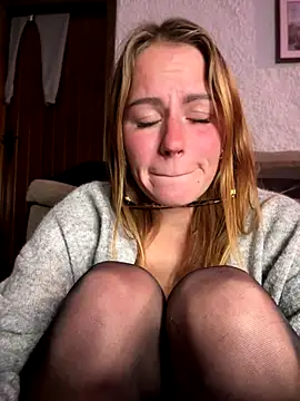 selenaluvv online show from 12-20-25, 04:14