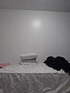Edw95S online show from 06-19-26, 11:30