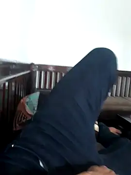 Snapshot of jojokom99 chatting on 02-21-26, 02:45 jojokom99 online show from 02-21-26, 02:45