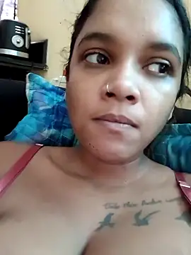 Indianqueen03 online show from 12-01-25, 02:11