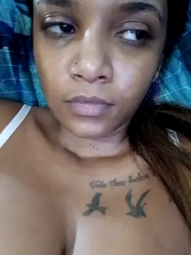 Snapshot of Indianqueen03 chatting on 03-08-26, 04:11 Indianqueen03 online show from 03-08-26, 04:11