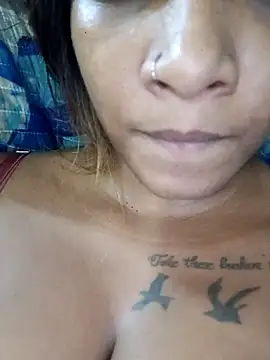 Snapshot of Indianqueen03 chatting on 03-12-26, 05:52 Indianqueen03 online show from 03-12-26, 05:52