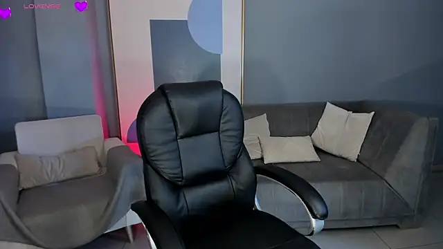 AlessaRomero online show from 02-18-26, 07:54