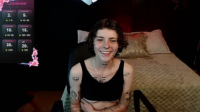 pretty cristal69 online show from 02-15-26, 08:49