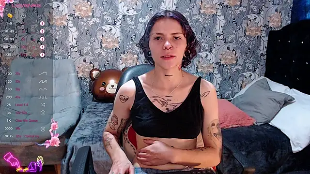 pretty cristal69 online show from 05-03-26, 01:28