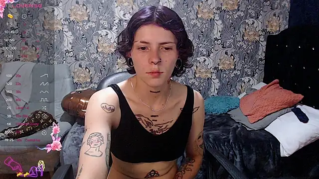 pretty cristal69 online show from 05-08-26, 12:38