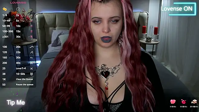 Miss Maya Mils online show from 03-01-25, 01:11