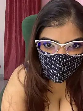 Snapshot of Fantastic_ruby chatting on 12-12-24, 06:21 Fantastic ruby online show from 12-12-24, 06:21