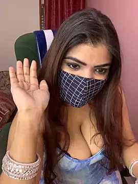 Snapshot of Fantastic_ruby chatting on 01-14-25, 06:17 Fantastic ruby online show from 01-14-25, 06:17