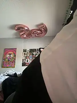 Your Paris online show from 02-02-25, 11:42