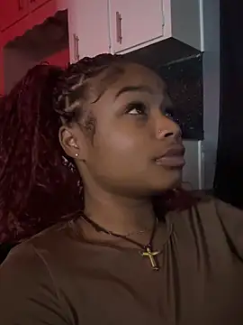 Snapshot of skylarrylee chatting on 01-08-25, 11:21 skylarrylee online show from 01-08-25, 11:21