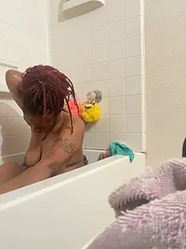 Snapshot of skylarrylee chatting on 02-02-25, 07:52 skylarrylee online show from 02-02-25, 07:52