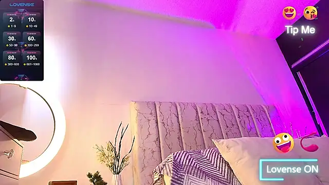 Snapshot of brithanybrown chatting on 03-09-26, 09:08 brithanybrown online show from 03-09-26, 09:08