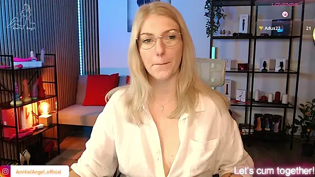 Amitiel Angel online show from 10-20-25, 06:08