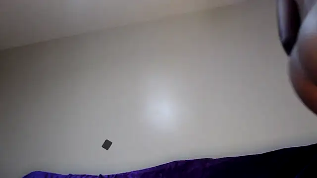 Snapshot of wetpussy_ebony chatting on 09-22-25, 05:42 wetpussy ebony online show from 09-22-25, 05:42