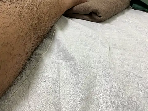 Snapshot of yadavindra85 chatting on 10-11-25, 04:16 yadavindra85 online show from 10-11-25, 04:16