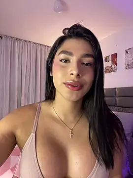 Snapshot of IsabelleFoxx_ chatting on 05-21-26, 12:50 IsabelleFoxx online show from 05-21-26, 12:50